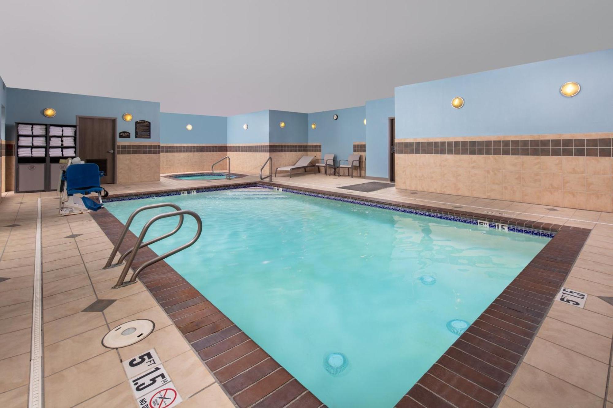 Holiday Inn Express Bothell By Ihg Exteriör bild