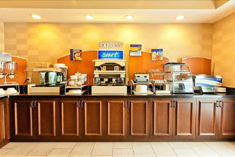 Holiday Inn Express Bothell By Ihg Exteriör bild